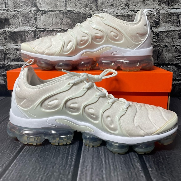 Nike Air VaporMax Plus White Platinum 924453-100 Men's Size 12 - Picture 3 of 10
